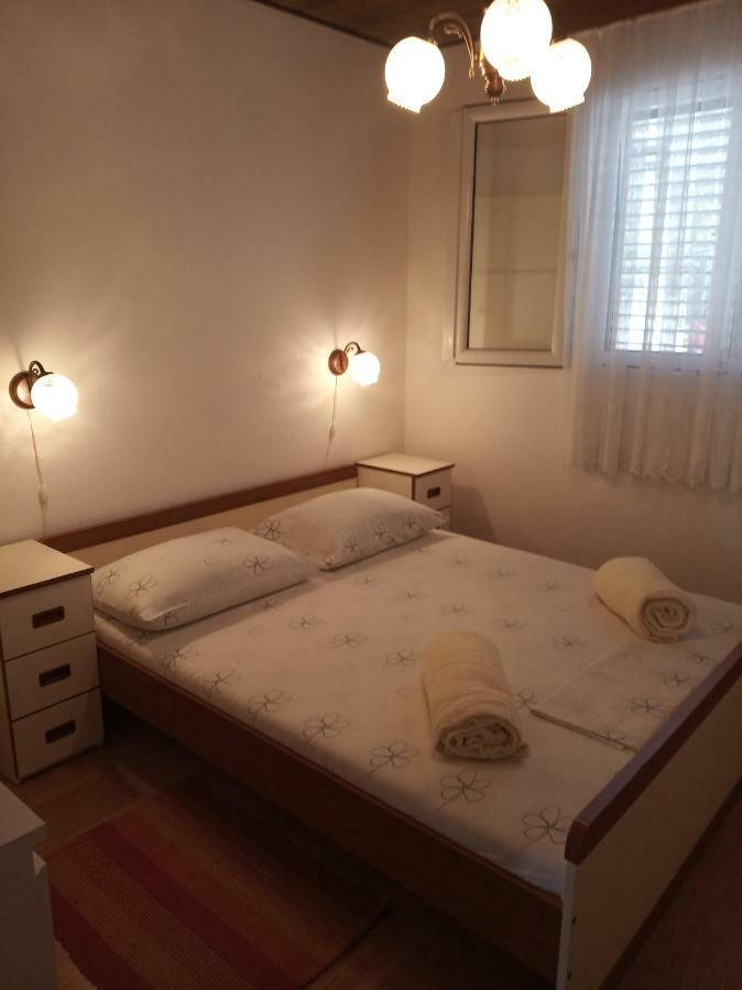 Apartman Mijic Трогір Екстер'єр фото
