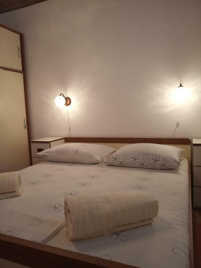 Apartman Mijic Трогір Екстер'єр фото